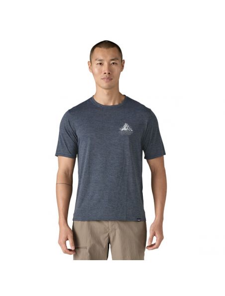 PATAGONIA T-shirt Cap Cool Daily Graphic Uomo Chouinard Crest/Smolder Blue - Fabbrica Ski Sises Biella